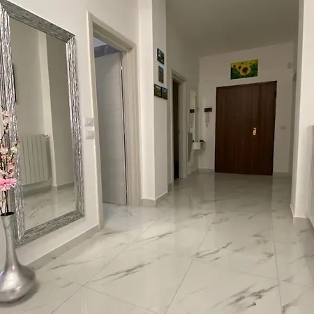 Moderno In Pieno Centro Apartment *