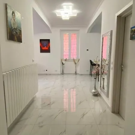 Moderno In Pieno Centro Apartment *